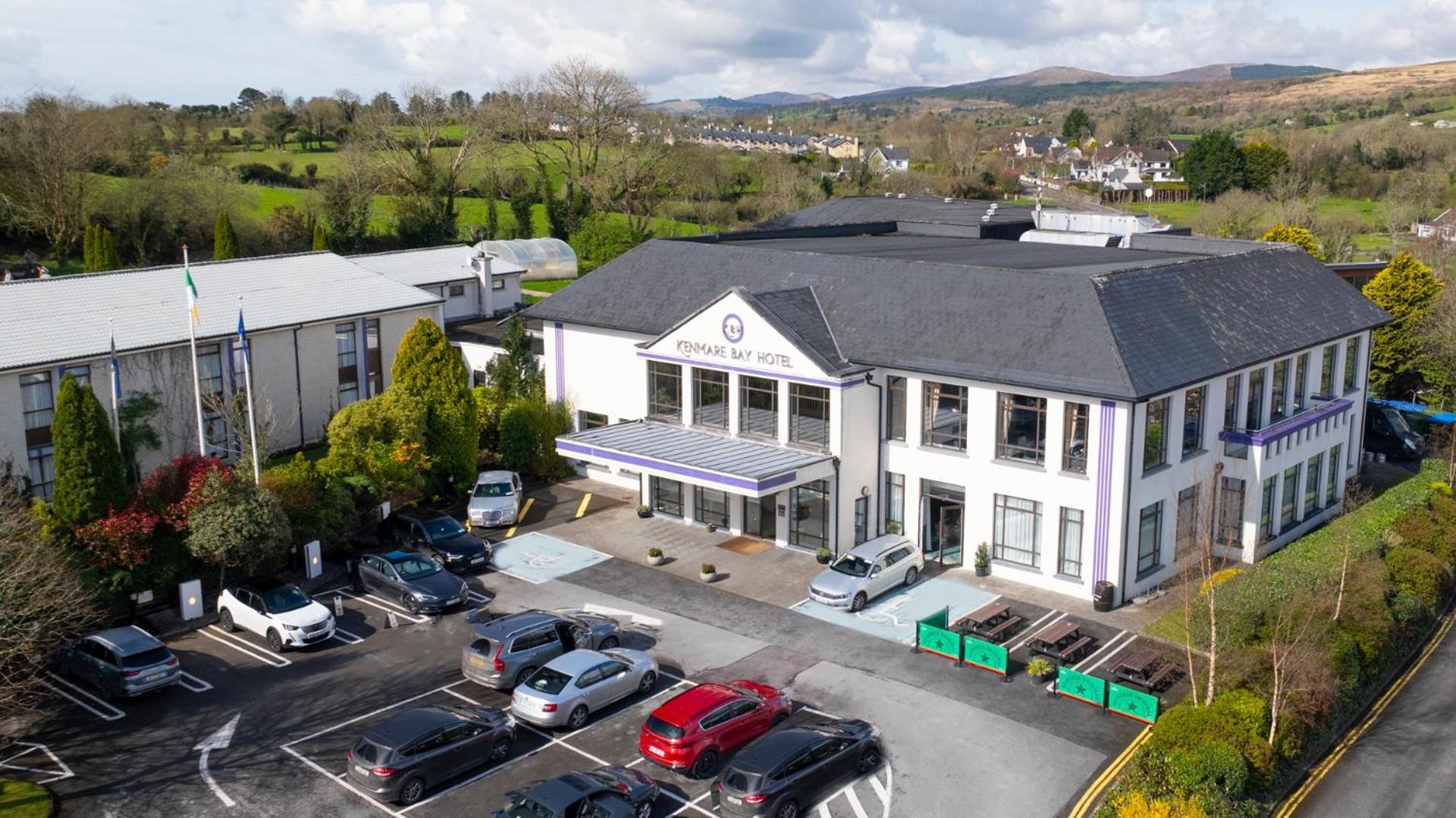 The Kenmare Bay Hotel & Leisure Resort ภายนอก รูปภาพ