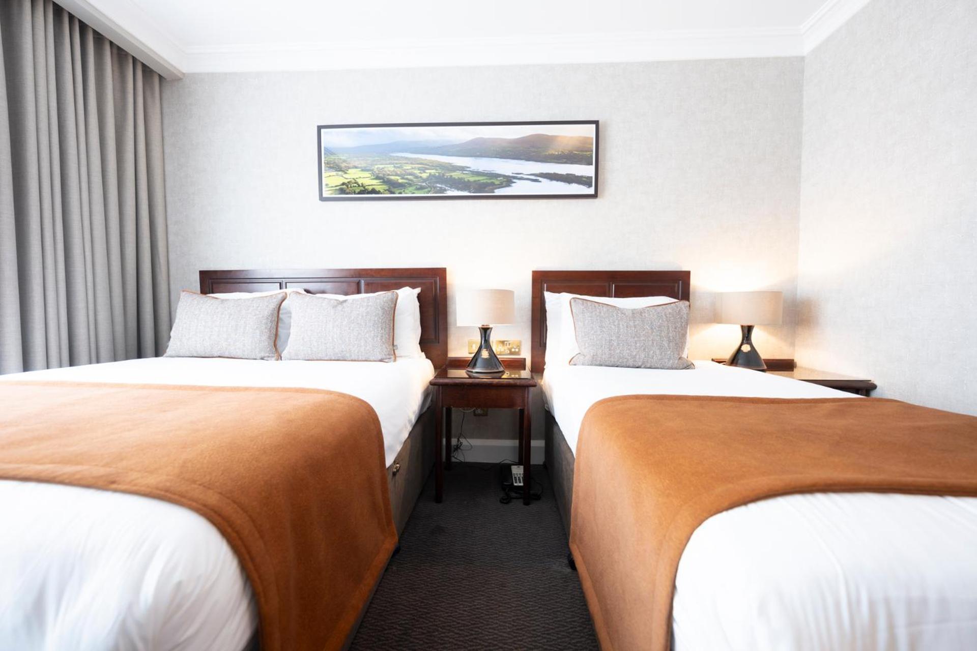 The Kenmare Bay Hotel & Luxury Lodges Resort ภายนอก รูปภาพ